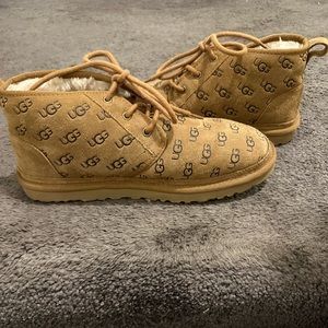 UGG Neumel Boot